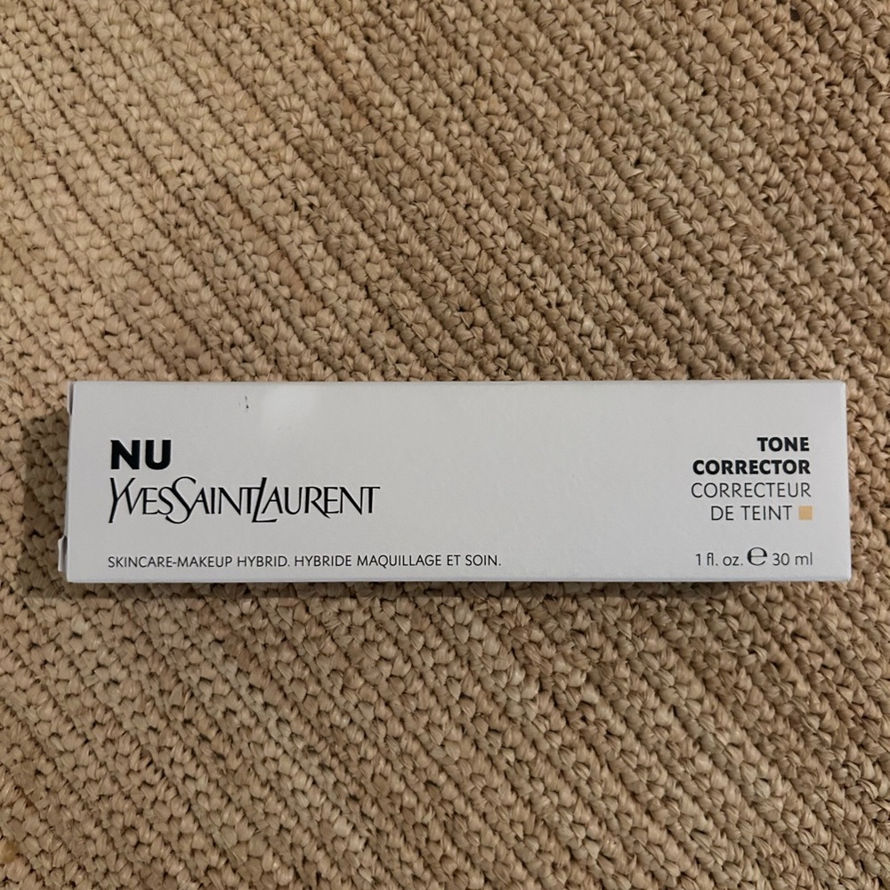 New in box Yves Saint Laurent NU Tone Corrector in “golden”